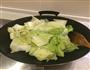白菜肉丸烩粉丝的做法图解2