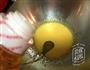 草莓圣诞老人蛋糕的做法图解2