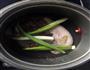 粉条酸菜白肉的做法图解4