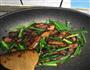 青蒜回锅肉的做法图解8