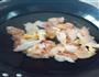 虫草花炖鸡汤的做法图解2