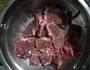 莲藕炒牛肉的做法图解1