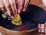 鱼香荷包蛋的做法图解1