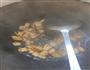 酸豆角炒肉的做法图解4