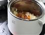 桃胶银耳雪梨羹的做法图解3