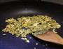 青椒鸡蛋芋头炒饭的做法图解7
