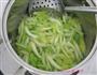 肉丝炒芹菜的做法图解4
