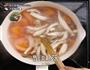 广式腊肠炒饭配海鲜菇番茄汤的做法图解4