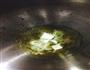 白菜炖豆泡的做法图解1