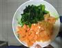 宝宝辅食肉松蔬菜面的做法图解1
