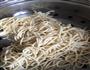 豆角焖面的做法图解3