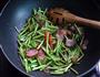 藜蒿炒腊肉的做法图解6
