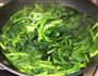 果仁菠菜 的做法图解2