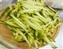 凉拌豆腐丝的做法图解1