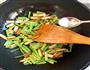 快手素菜芹香豆干的做法图解9