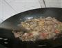 客家特色菜一鸭肉炒黄豆的做法图解4