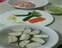 灯笼茄子的做法图解1
