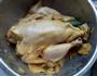 乐乐自家菜-盐焗鸡的做法图解1