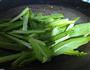 清炒油麦菜的做法图解3