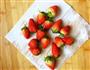 情人节送你一盘甜蜜的草莓花的做法图解1