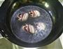 家乡腊肉蒸土豆的做法图解2