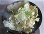 腊肉炒手撕包菜的做法图解5