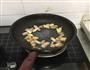 肉片炒口菇的做法图解3