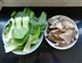 蘑菇油菜的做法图解1