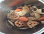 莲藕菌菇靓汤的做法图解3