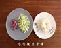 西葫芦豆腐饼  宝宝健康食谱的做法图解2