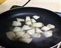 咸肉炒大蒜的做法图解2