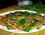 豆苗蒜香炒饼的做法图解1