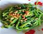 松子拌茼蒿的做法图解3