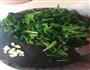 蒜蓉鱼露菠菜的做法图解1