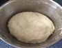 破酥包子的做法图解1