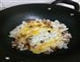 咸鸭腿蛋炒饭的做法步骤5