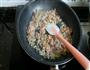 牛肉沫炒茄丁的做法图解3