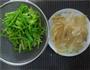 芹菜炒油豆皮的做法图解2