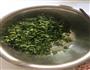 猪肉芹菜拌粉条的做法图解1