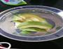宝宝辅食牛油果泥的做法图解1