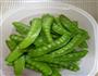 蒜炒荷兰豆的做法图解1