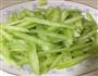 芹菜炒肉的做法图解2