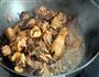 小鸡炖蘑菇的做法图解10