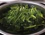 菠菜鸡蛋面的做法图解1