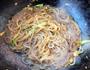 芹菜炒粉的做法图解7