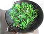 腊肉炒白菜苔的做法图解6