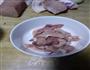 蒜苗肉片的做法图解1
