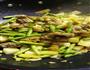 香菇鸡肉焖饭的做法图解10