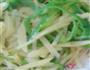 青椒土豆丝的做法图解1