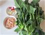 鸡丝炒菠菜的做法图解1